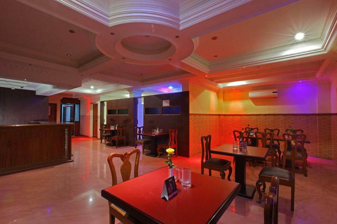Hotel Rohini International Kallar  Ngoại thất bức ảnh
