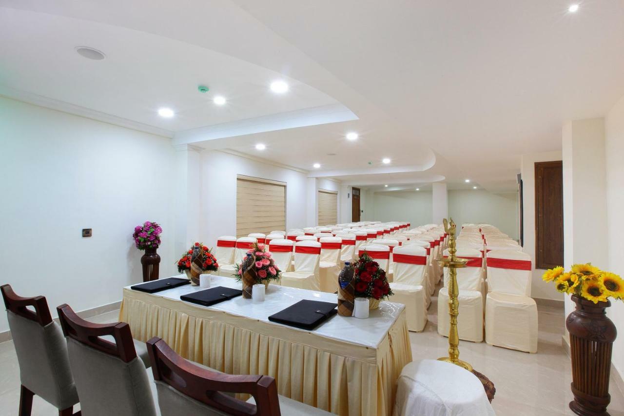 Hotel Rohini International Kallar  Ngoại thất bức ảnh