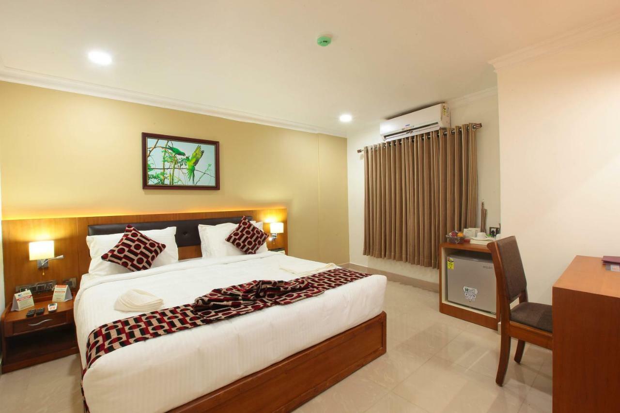 Hotel Rohini International Kallar  Ngoại thất bức ảnh