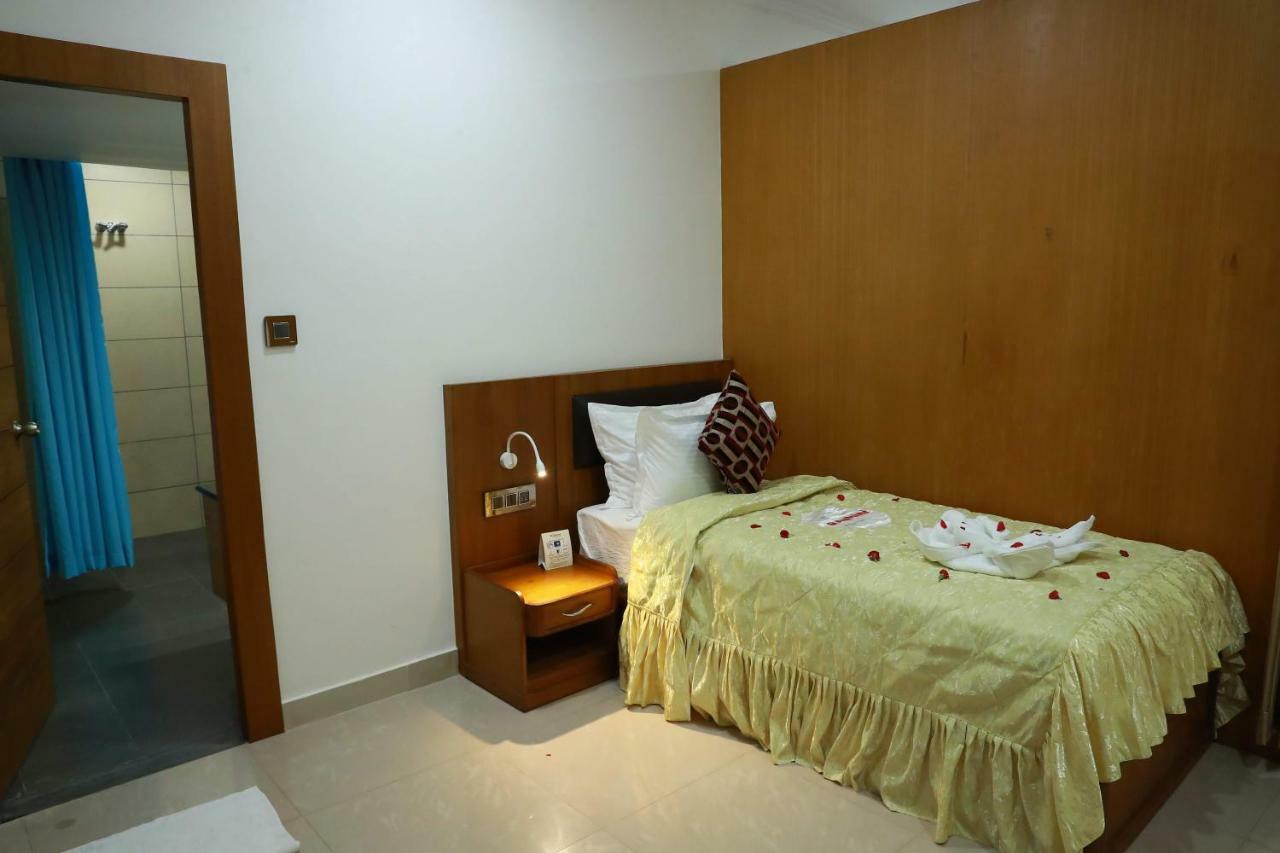 Hotel Rohini International Kallar  Ngoại thất bức ảnh