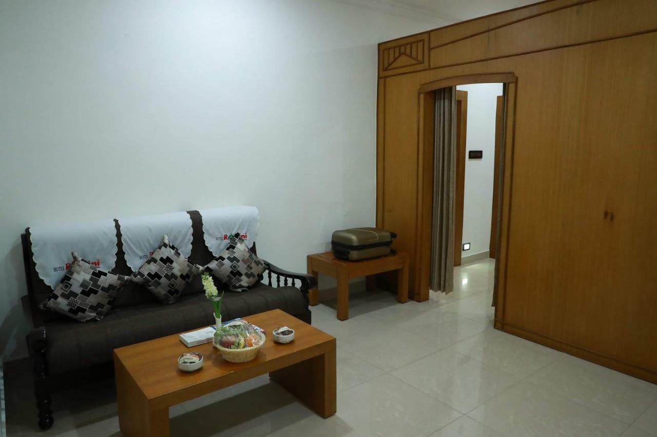 Hotel Rohini International Kallar  Ngoại thất bức ảnh