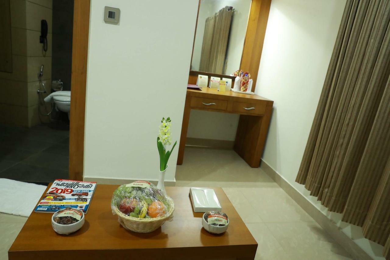Hotel Rohini International Kallar  Ngoại thất bức ảnh