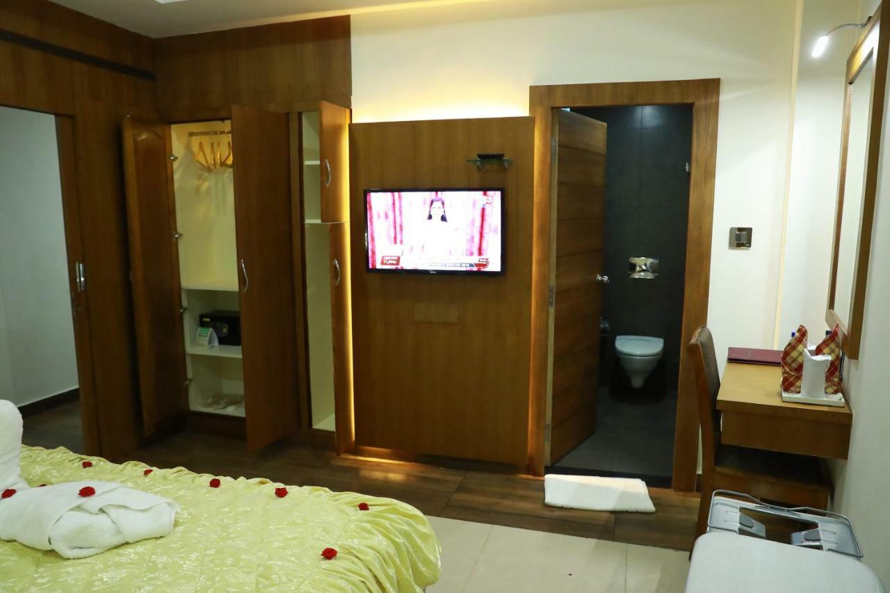 Hotel Rohini International Kallar  Ngoại thất bức ảnh