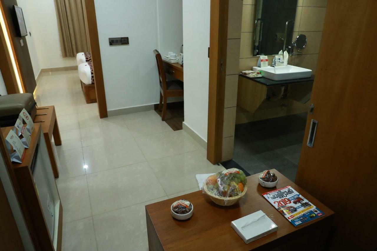 Hotel Rohini International Kallar  Ngoại thất bức ảnh