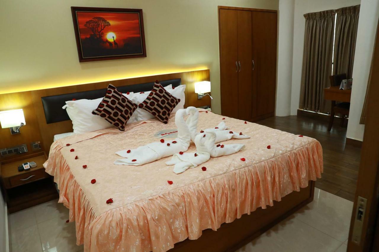 Hotel Rohini International Kallar  Ngoại thất bức ảnh